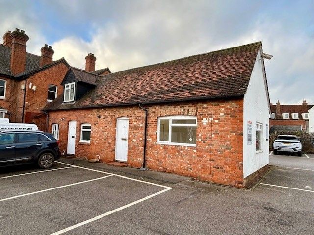 Property photo 1 of 6 Photo 4