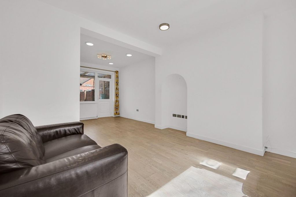 Property photo 3 of 28 _W6B1733.Jpg