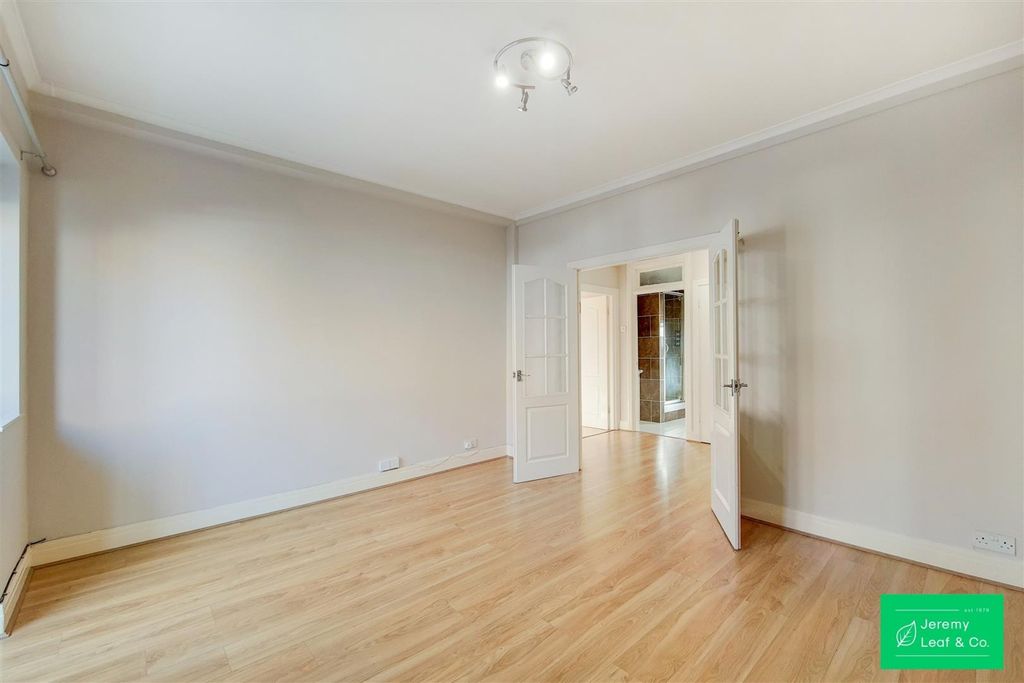 Property photo 3 of 10 Living Room
