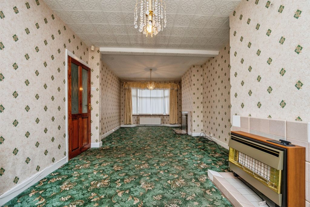 Property photo 2 of 21