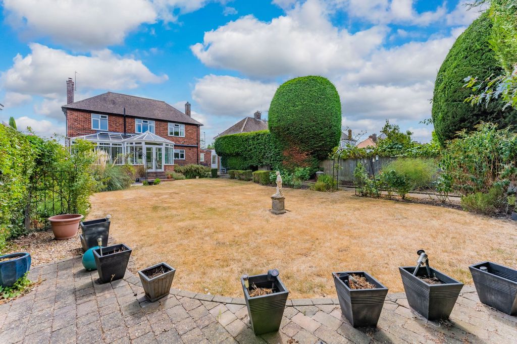Property photo 3 of 36