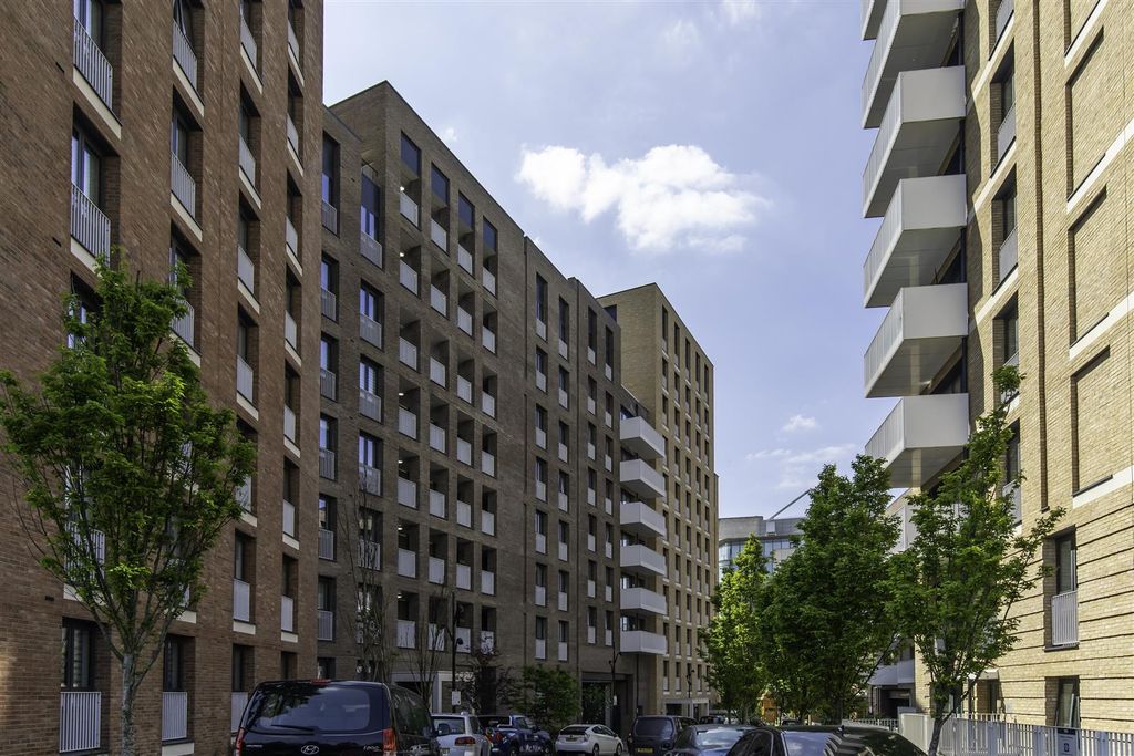 Property photo 3 of 13 5A1A7767.Jpg