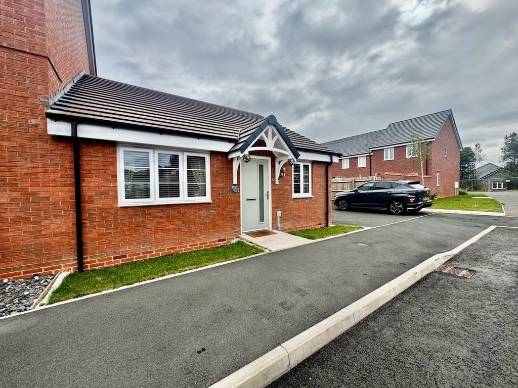 Property photo 1 of 11 Picture No. 17
