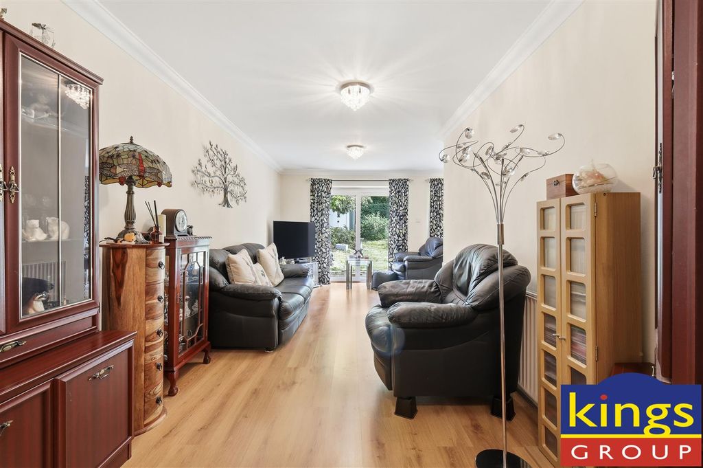 Property photo 3 of 18