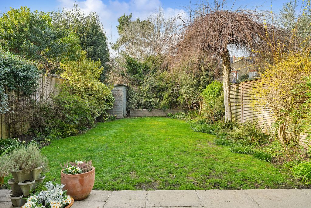 Property photo 3 of 14