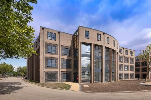 Property photo 1 of 19 External View