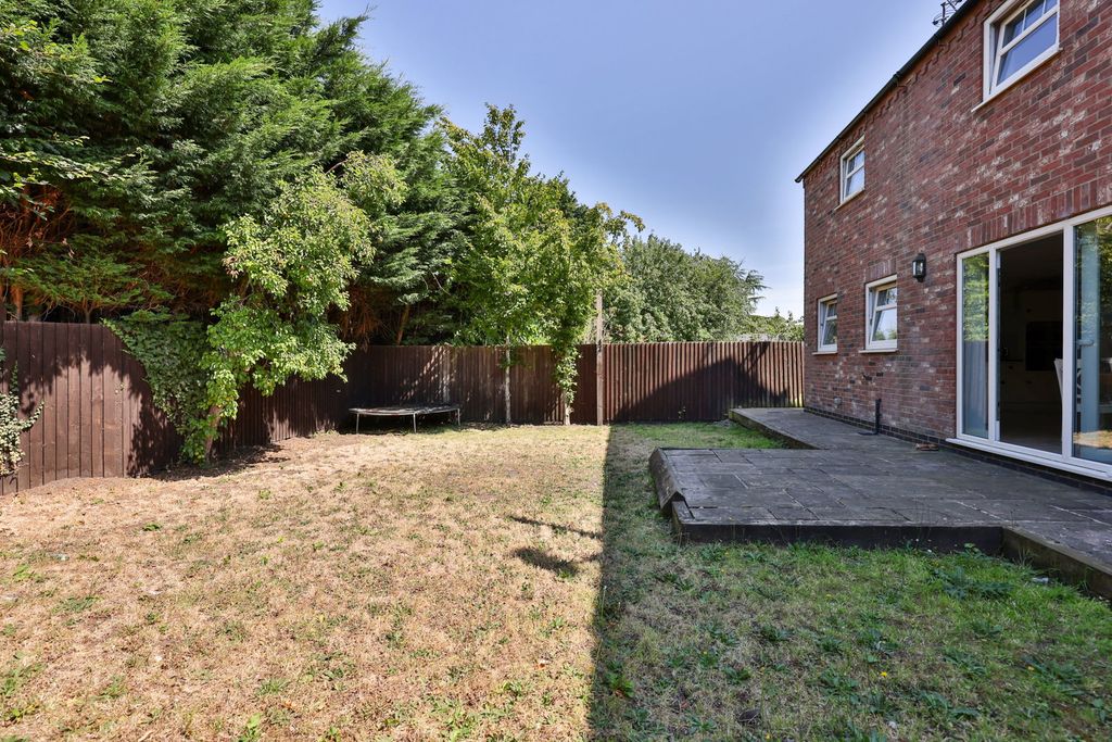Property photo 3 of 22