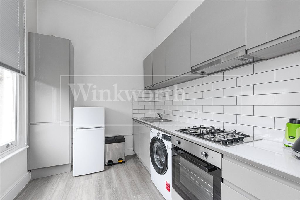 Property photo 3 of 7 Picture No. 04