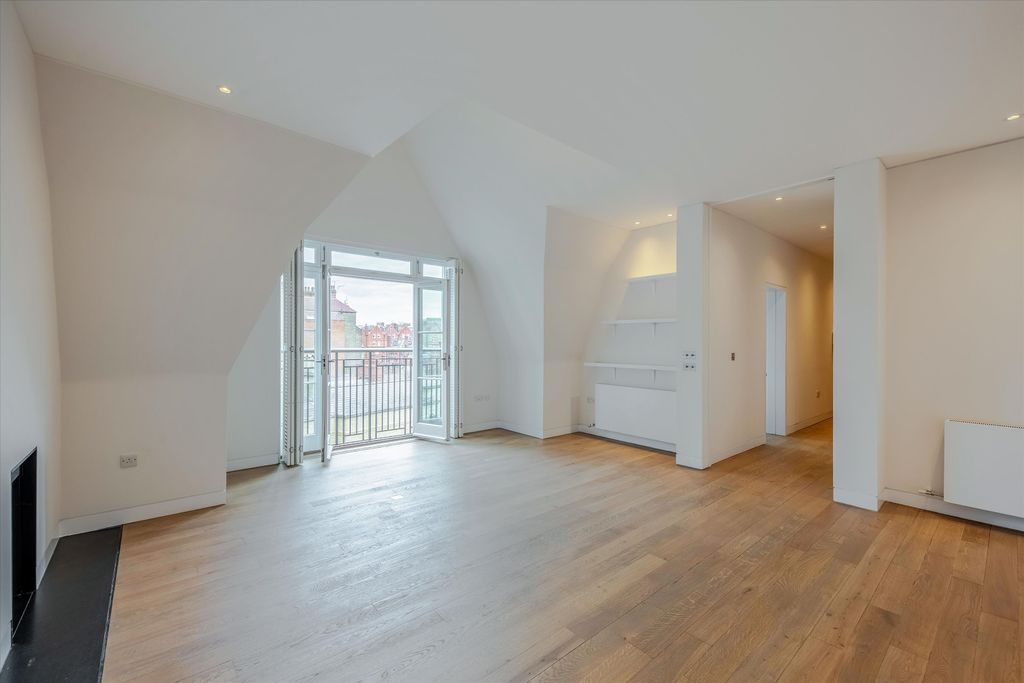 Property photo 1 of 11 Image