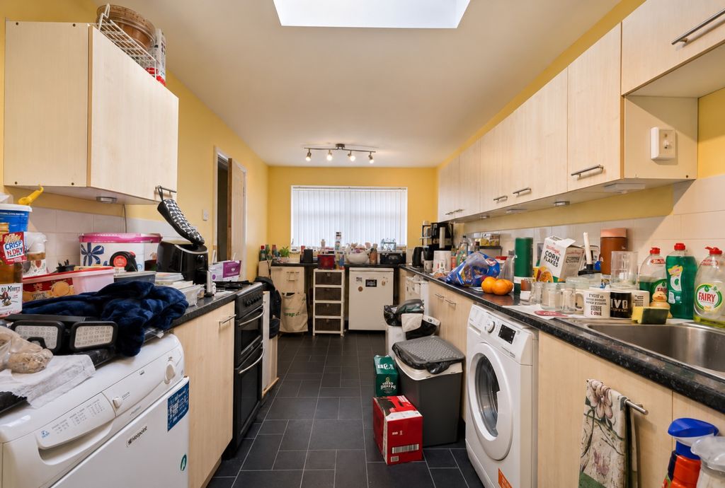 Property photo 3 of 9 5158284