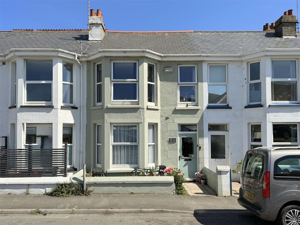 Property photo 1 of 26
