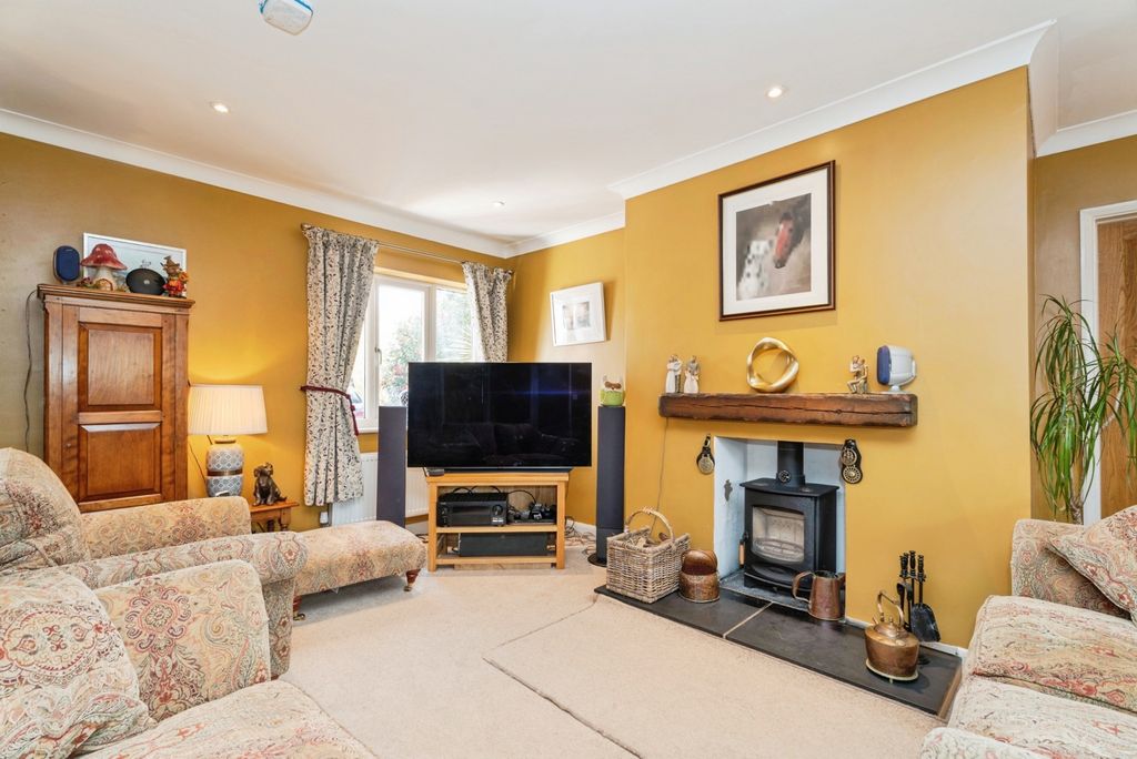 Property photo 2 of 18 Pbox-Img.Jpg