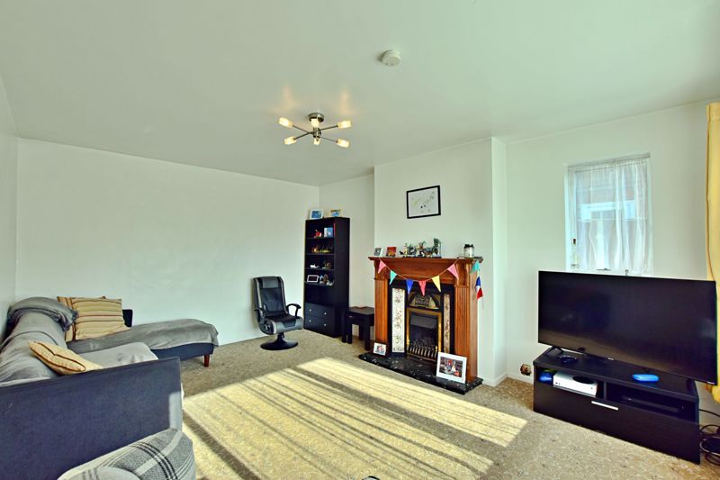 Property photo 3 of 16 Photo 3