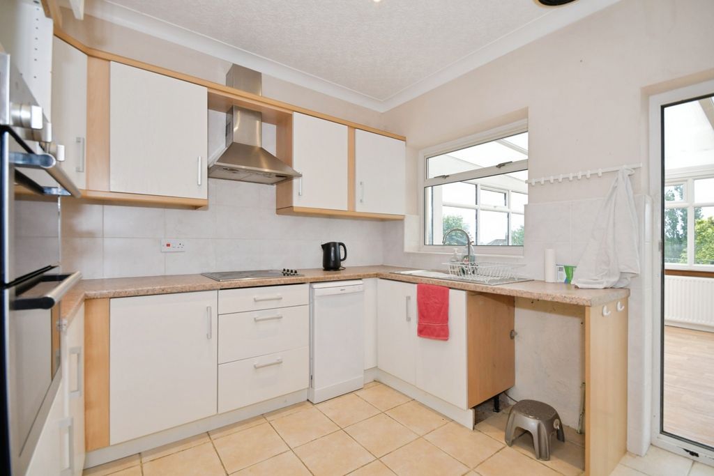 Property photo 2 of 16 Pbox-Img.Jpg