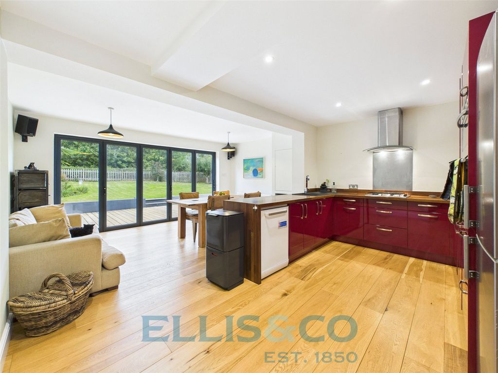 Property photo 1 of 15 Picture No. 30