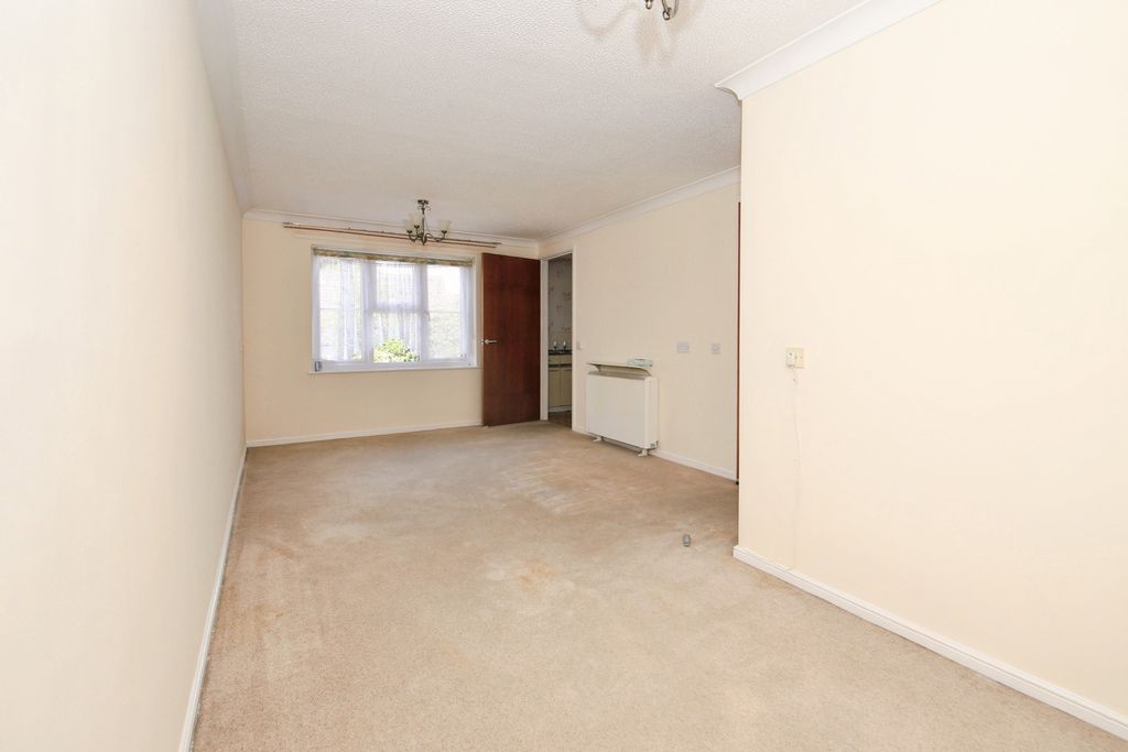 Property photo 2 of 12 Pbox-Img.Jpg