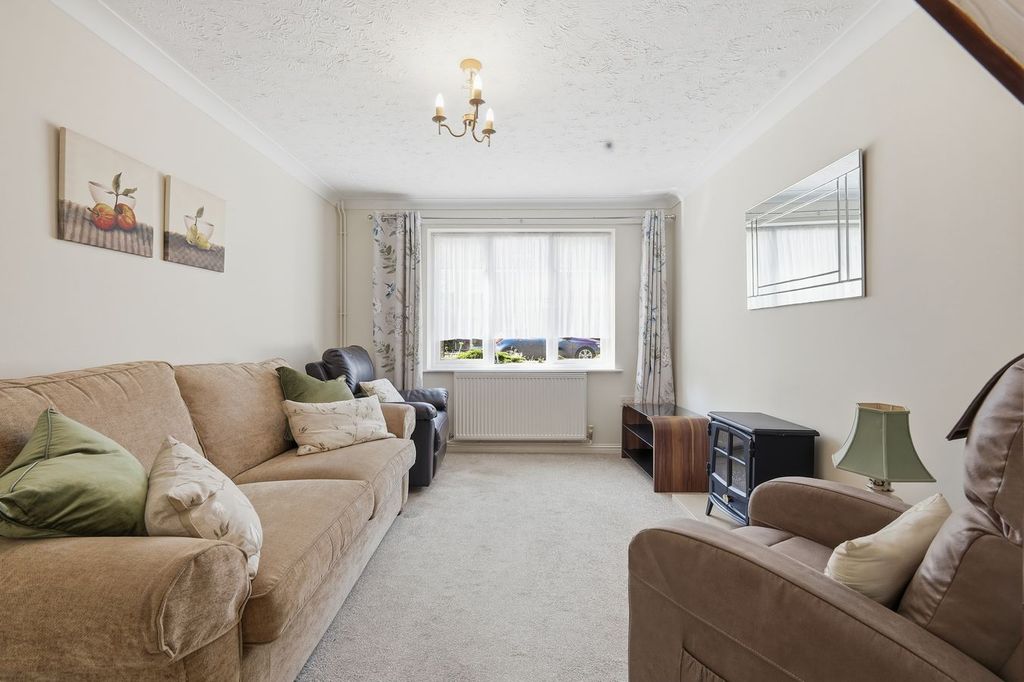 Property photo 2 of 15