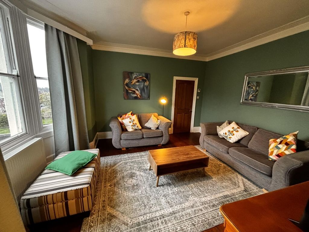 Property photo 3 of 22 Living Room