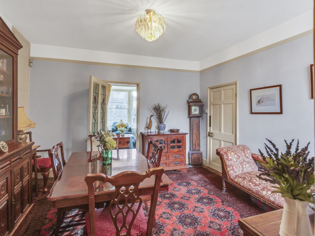 Property photo 3 of 16 4Z3B9579