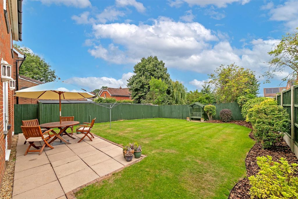 Property photo 2 of 32 31Damsonway-46.Jpg
