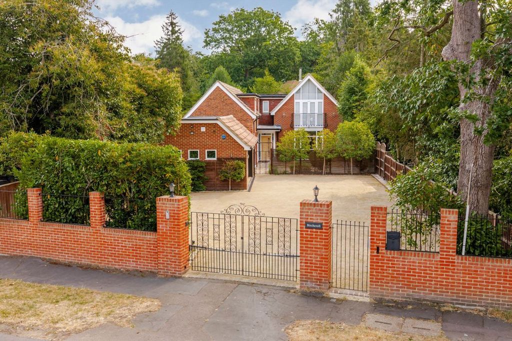 Property photo 1 of 19