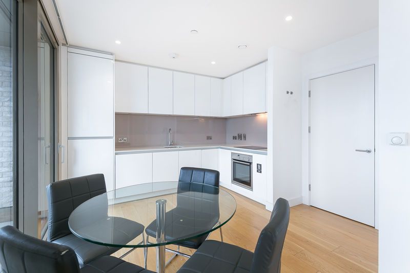 Property photo 3 of 21 Kitchen/Dining Area