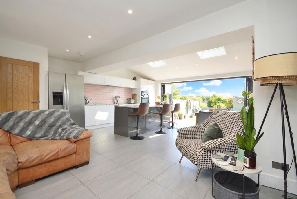 Property photo 2 of 28 Open Plan Kitchen / Diner / Family Room