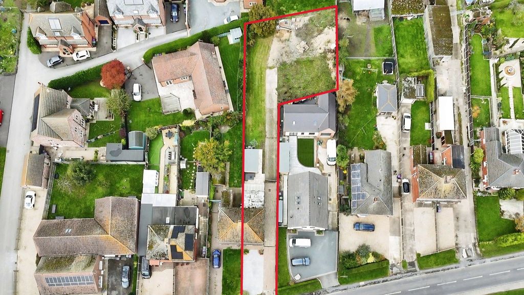 Property photo 2 of 20 4655572