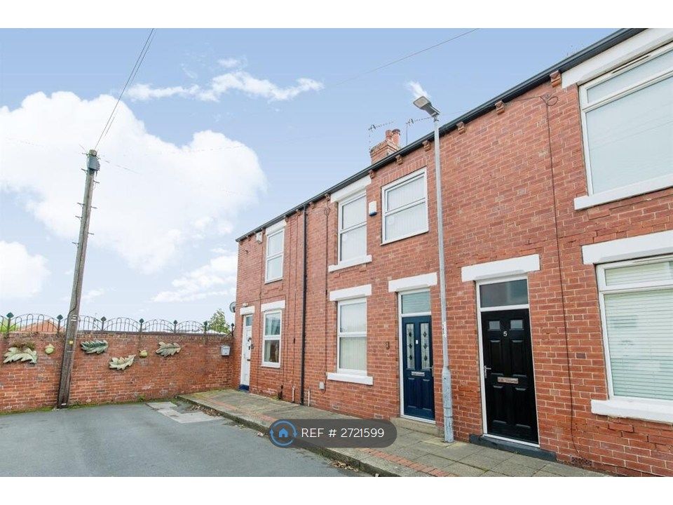 Property photo 2 of 12 Front Side View