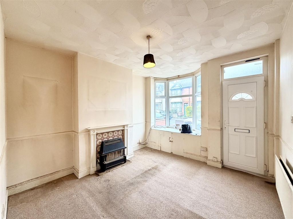 Property photo 3 of 12 3