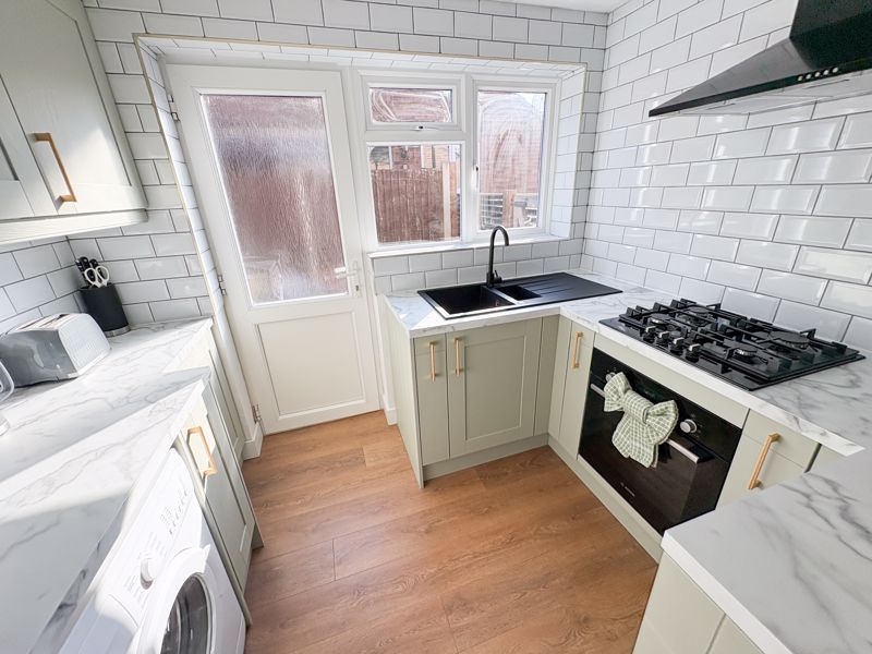 Property photo 3 of 11 Photo 15