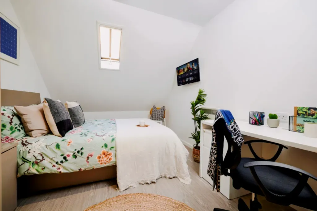 Property photo 1 of 45