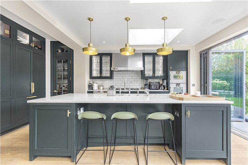 Property photo 2 of 23 Picture No. 29