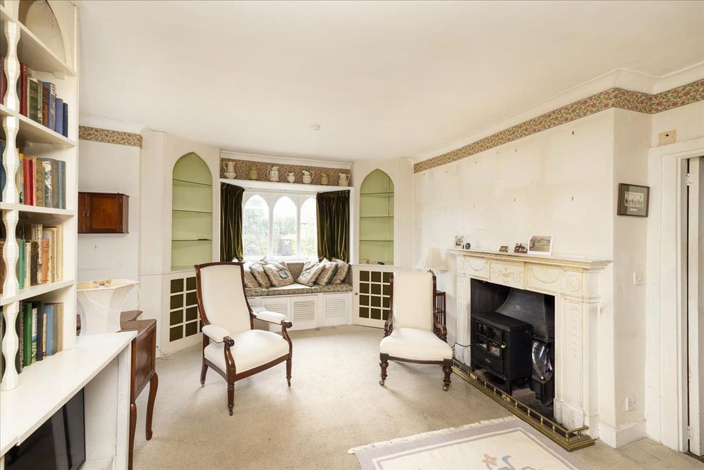 Property photo 3 of 37