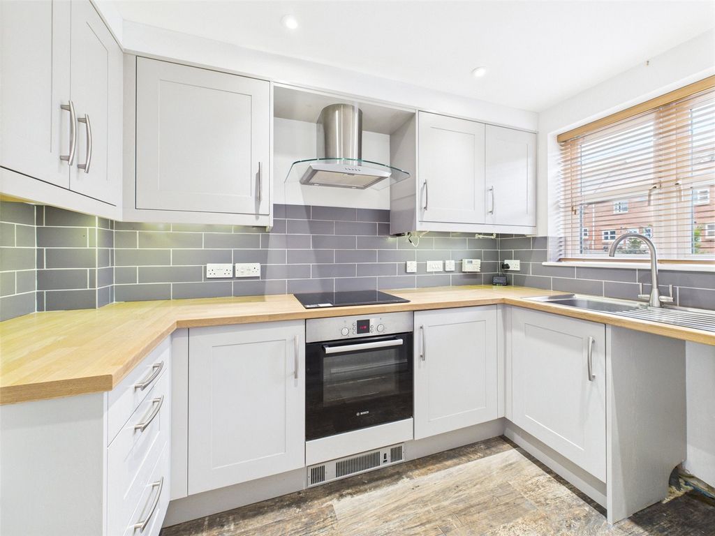 Property photo 2 of 12 Picture No. 05