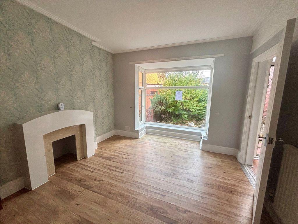 Property photo 2 of 18 Picture No. 19