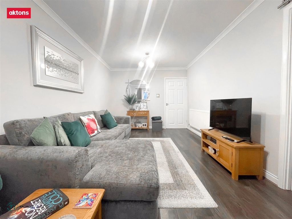 Property photo 3 of 18 Img_9327 Copy.Jpg