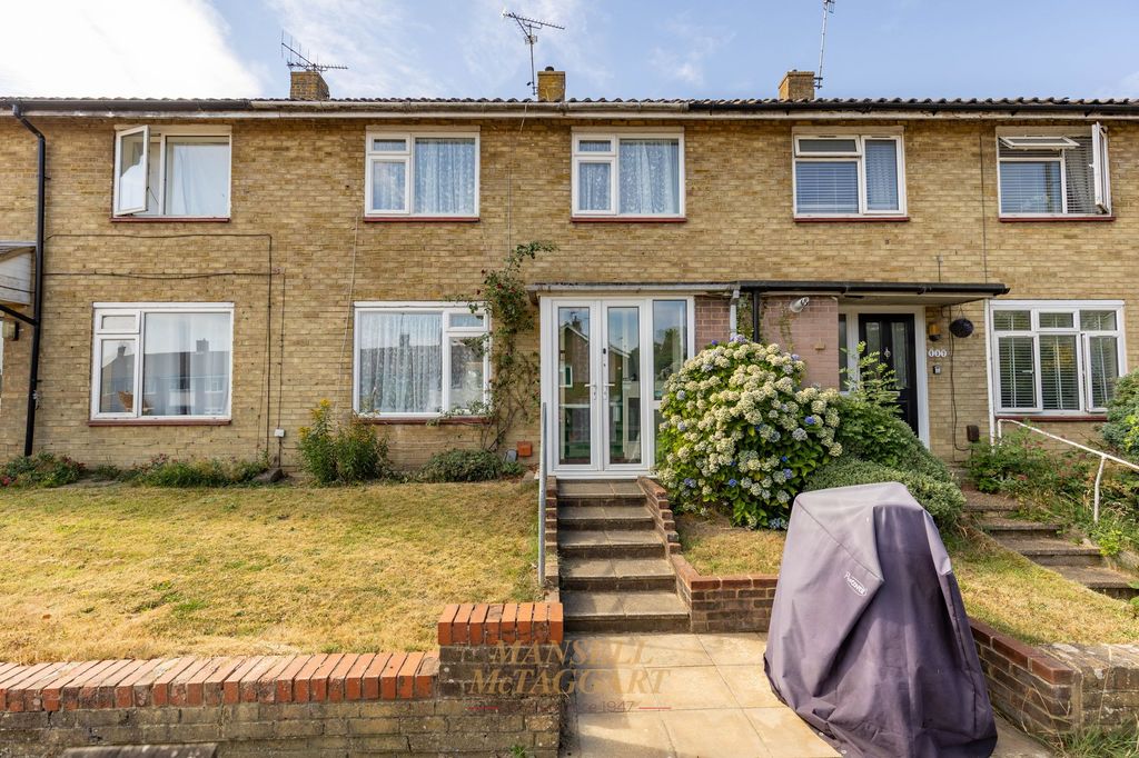 Property photo 1 of 18