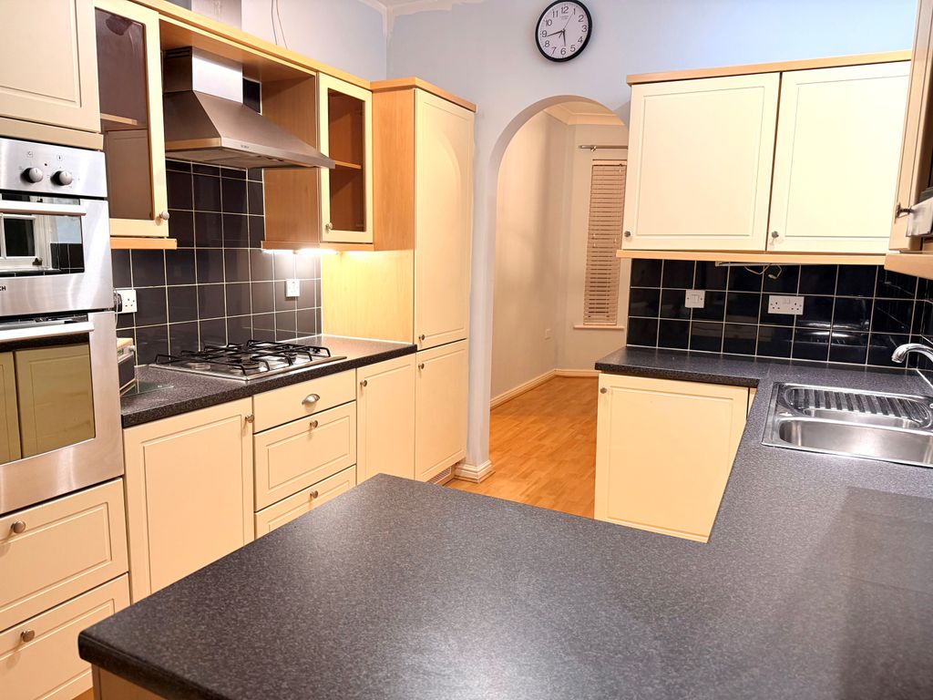 Property photo 2 of 6