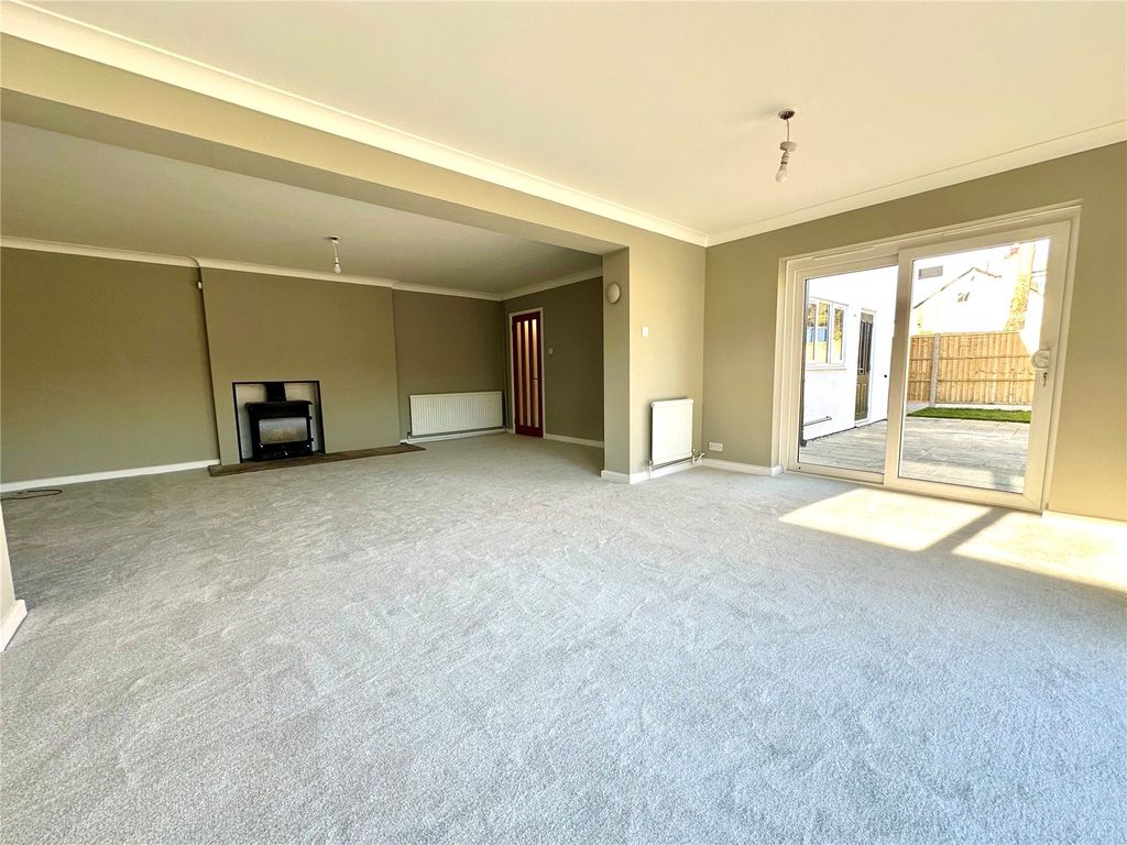 Property photo 2 of 17 Picture No. 06