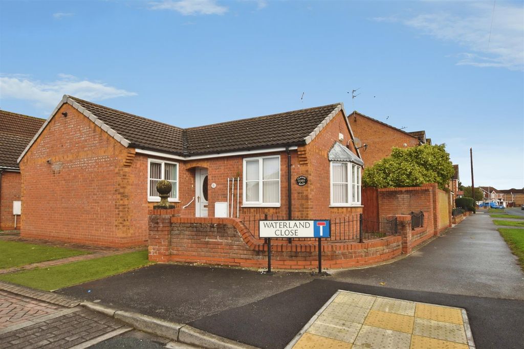 Property photo 1 of 17 F201648B-Front.Jpg