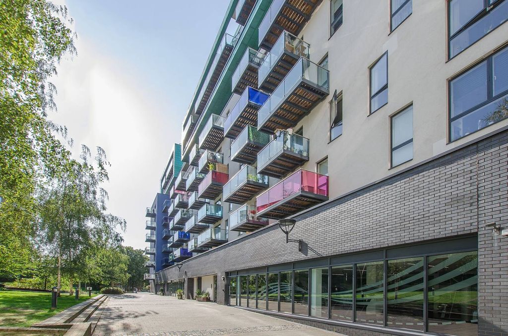 Property photo 1 of 6