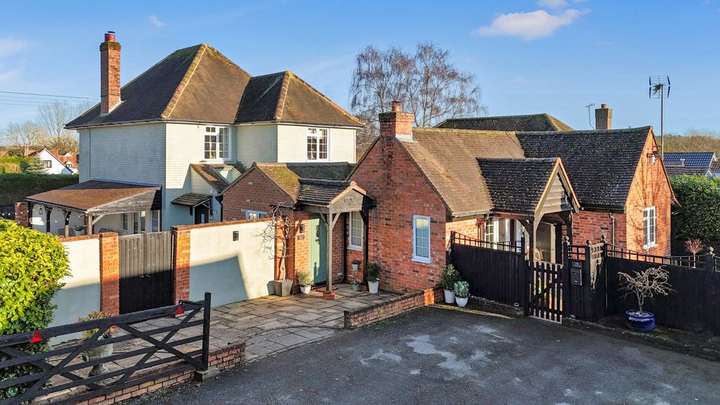 Property photo 1 of 31 60000421-Hr-1
