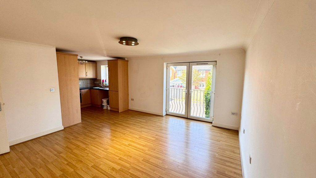 Property photo 2 of 14