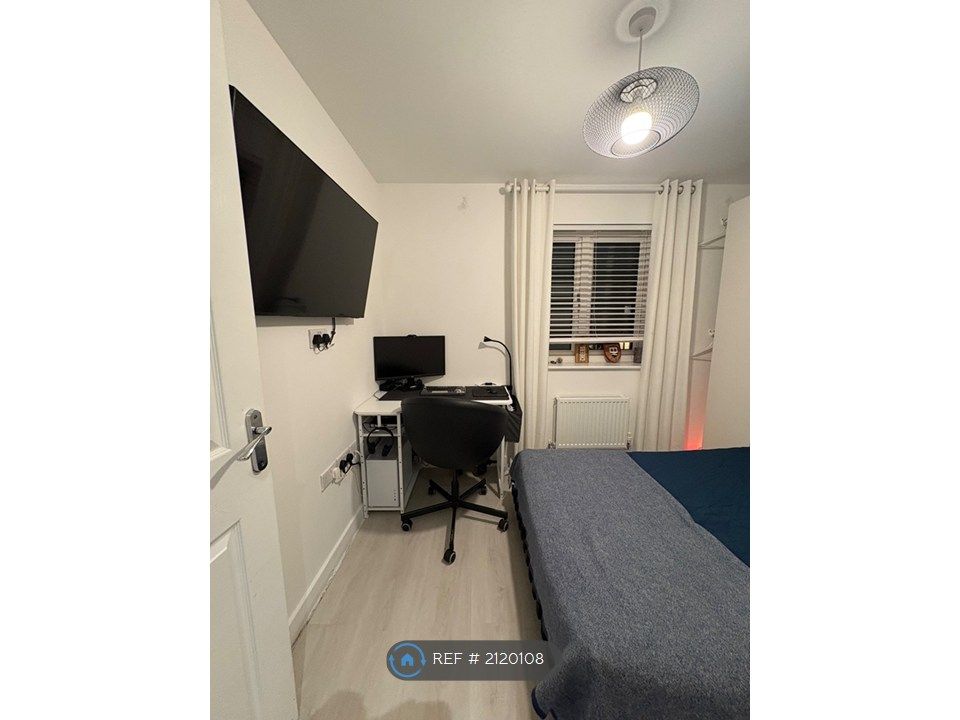 Property photo 2 of 5