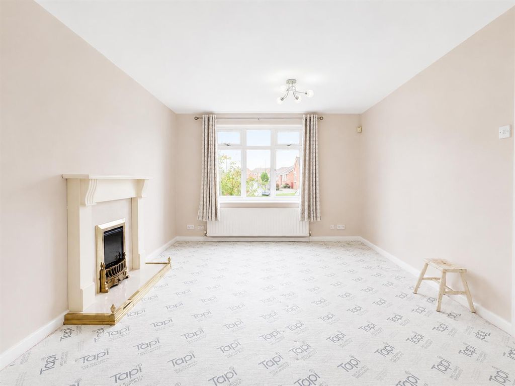 Property photo 3 of 12 4.Png
