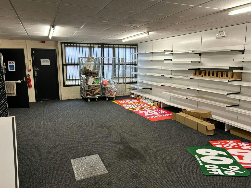 Property photo 3 of 6 91Da3Bfd1B264E70Aefdc5178E4Da36E.Jpg