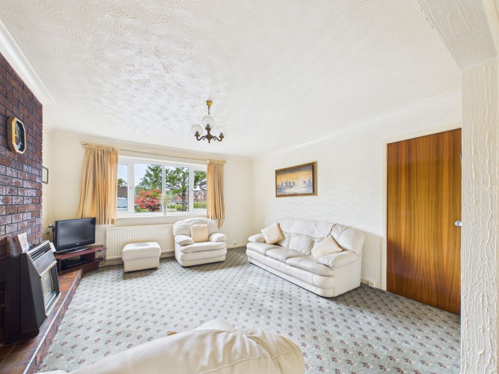 Property photo 3 of 32