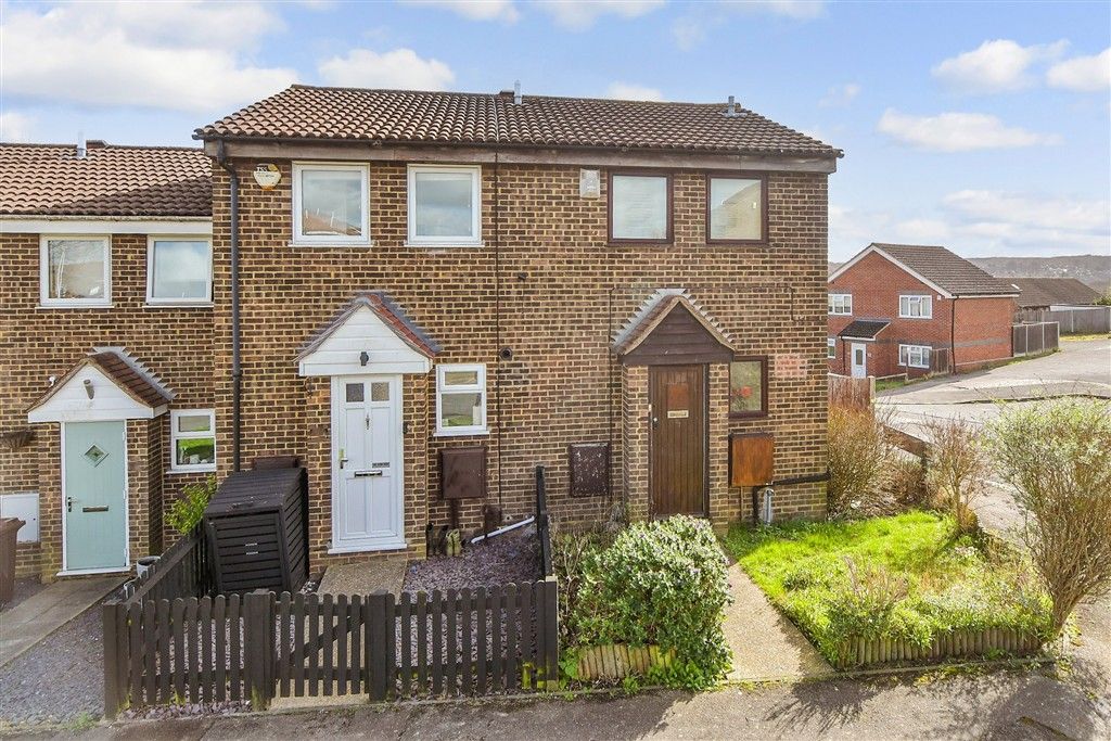 Property photo 1 of 9 External (Brochure)