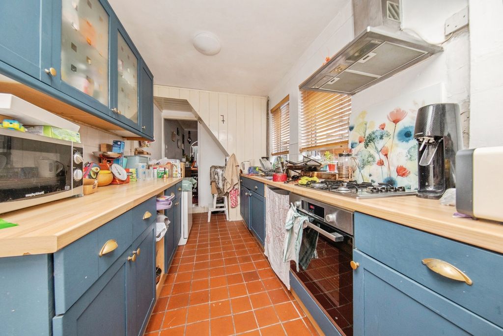 Property photo 2 of 17 Pbox-Img.Jpg